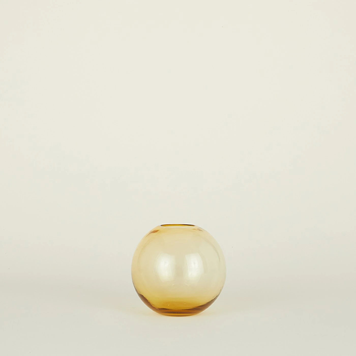 Aurora Sphere Vase - Amber - Image 4