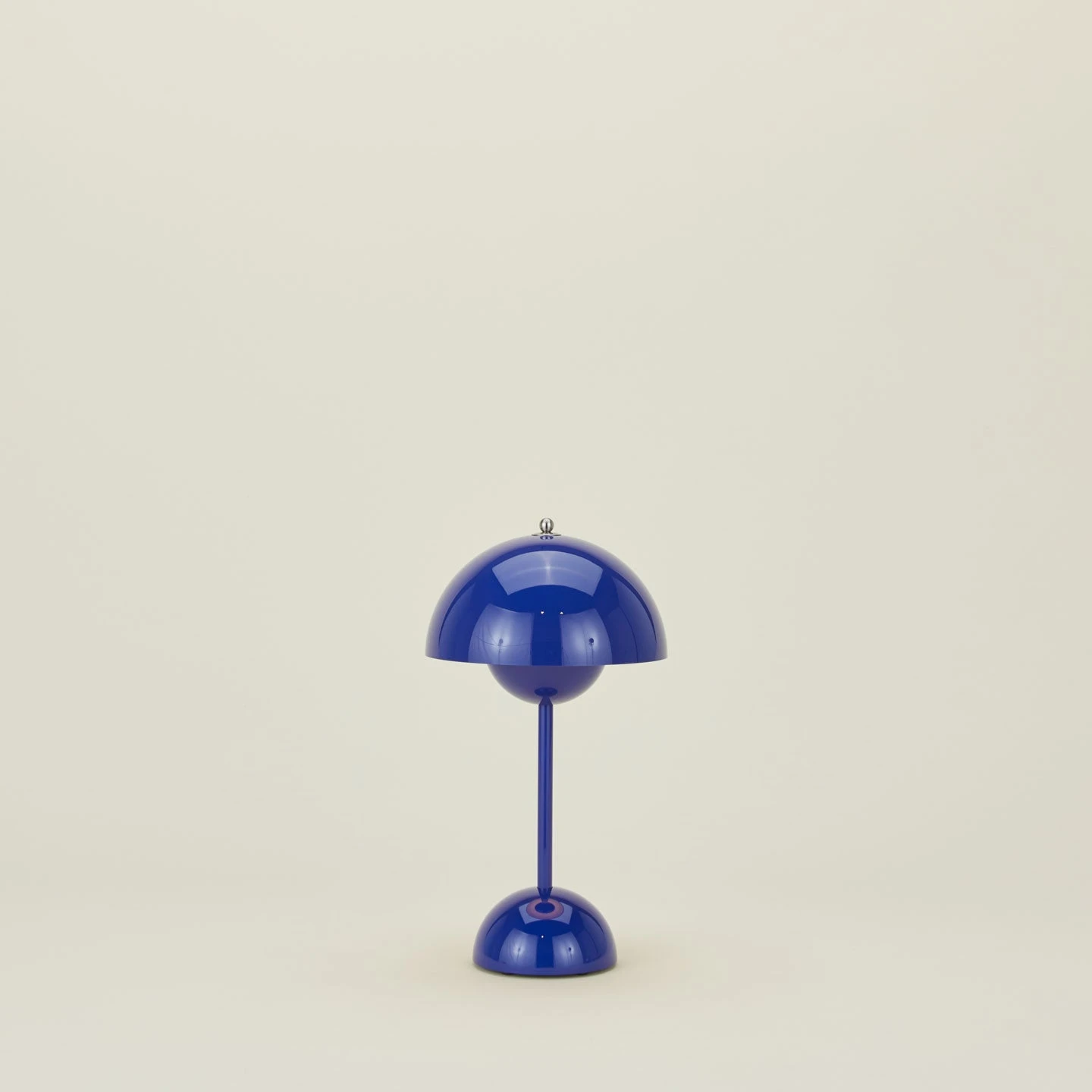 &Tradition Flowerpot Portable Lamp - Cobalt - Image 3