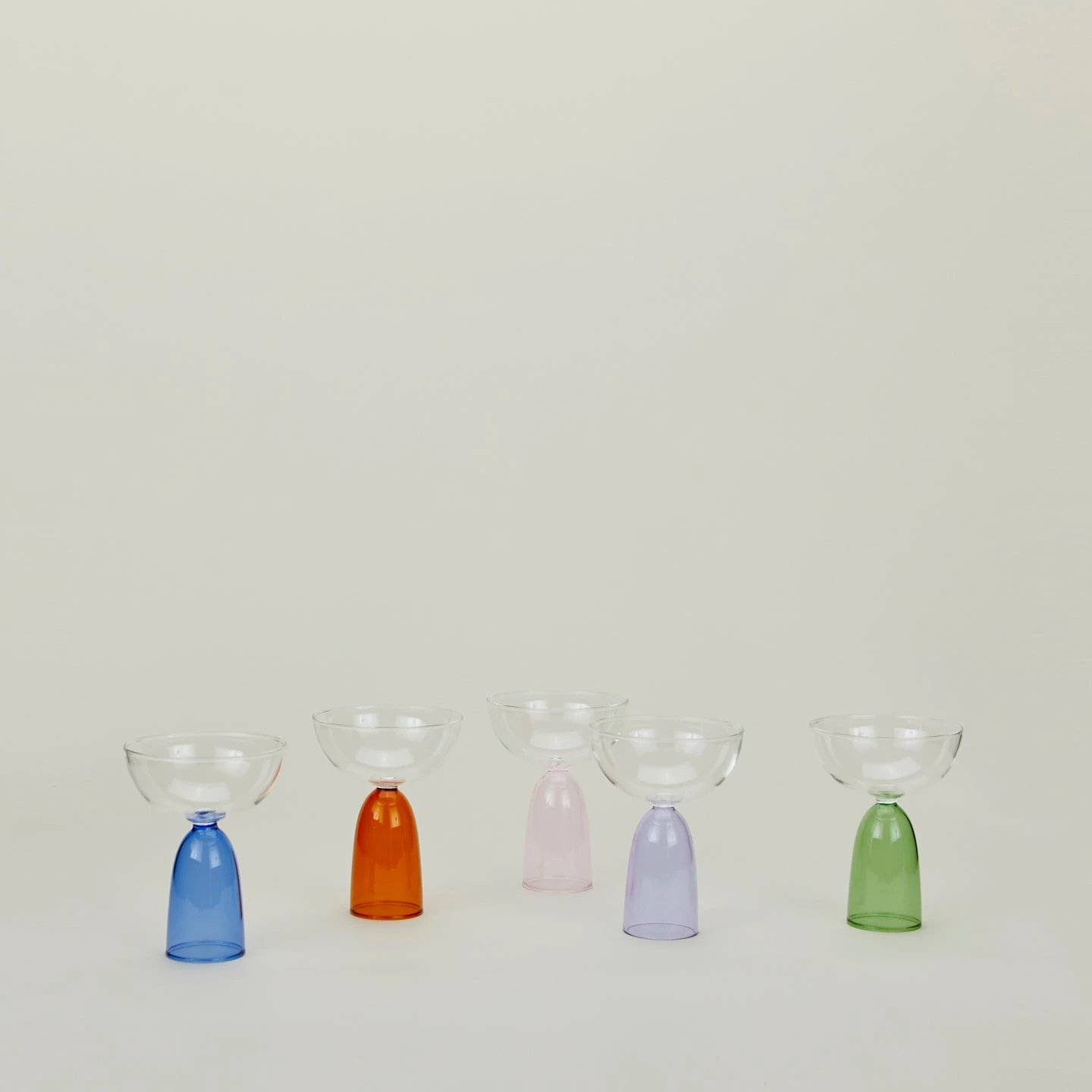 Model 02 Coupe - Blush - Image 3