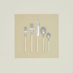 Fantasia Flatware - Vanilla