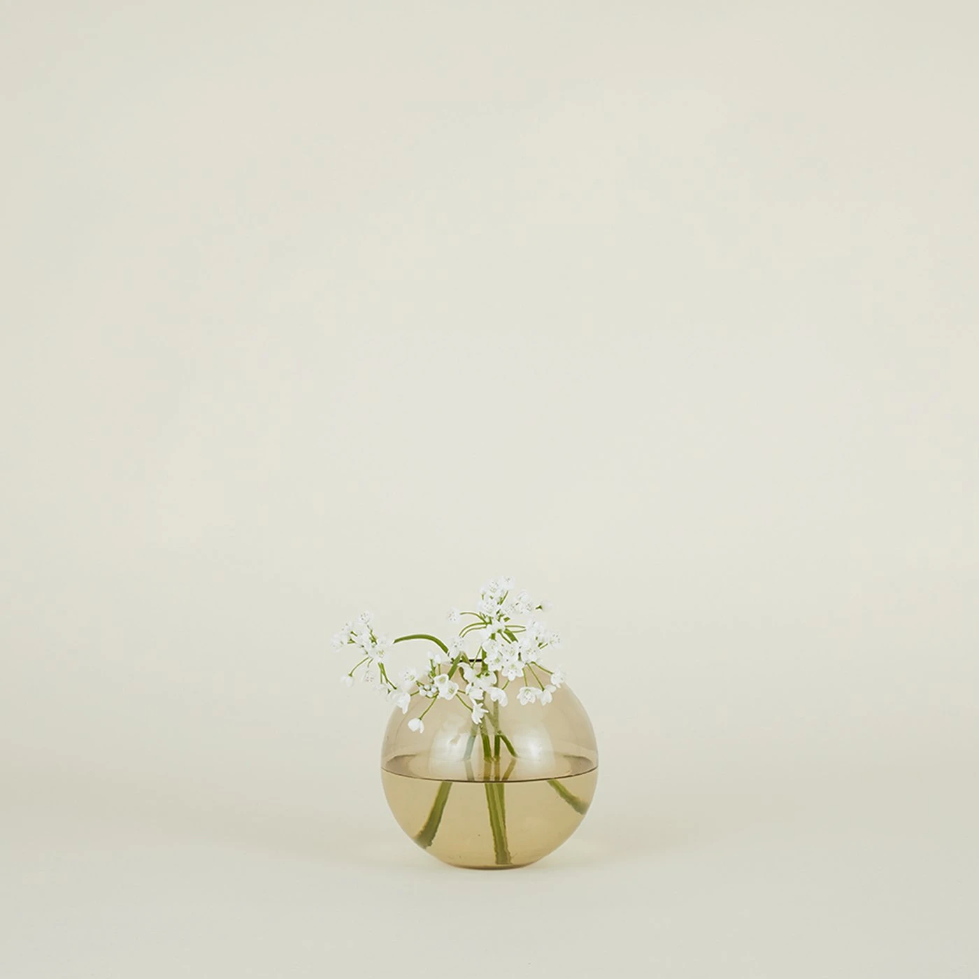 Aurora Sphere Vase - Smoke - Image 2