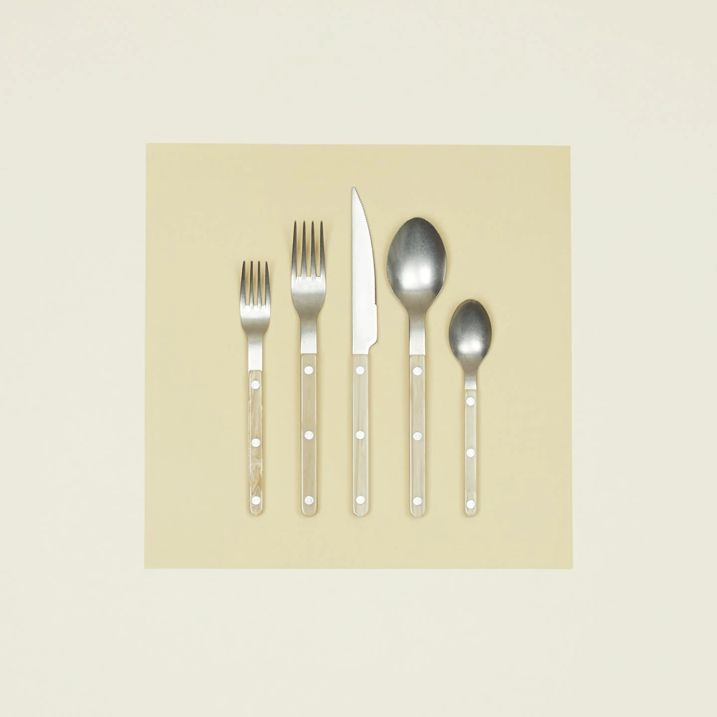 Sabre Bistrot Flatware - Faux Horn